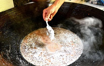 《暗黑破坏神2：重制版》刺客预告片 专精暗器陷阱